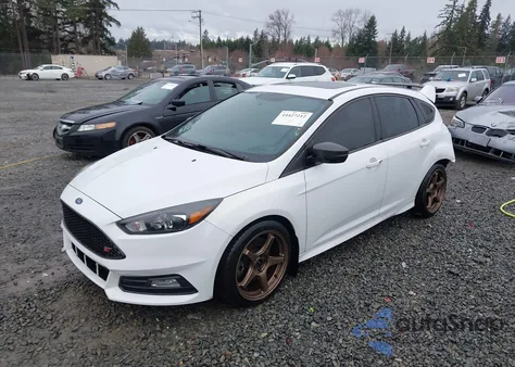 2017 Ford Focus St из США, поврежденный, VIN 1FADP3L92HL263941